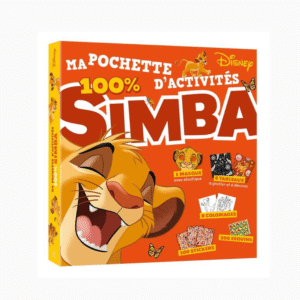 Ma pochette d'activités 100% Simba. Avec 1 masque avec élastique, 3 tableaux à gratter, 3 tableaux à décorer, 1 livret de coloriages, plus de 100 stickers et 200 sequins colorés